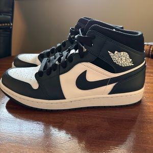 Jordan 1 Mid Armory Navy - 10.5